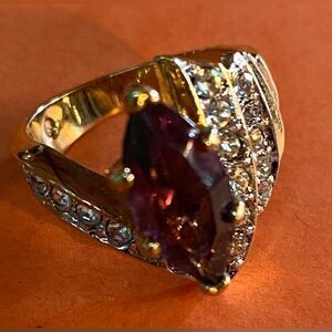 Women’s Ring Gold Tone Amethyst Rhinestones Size 7.5 Cocktail